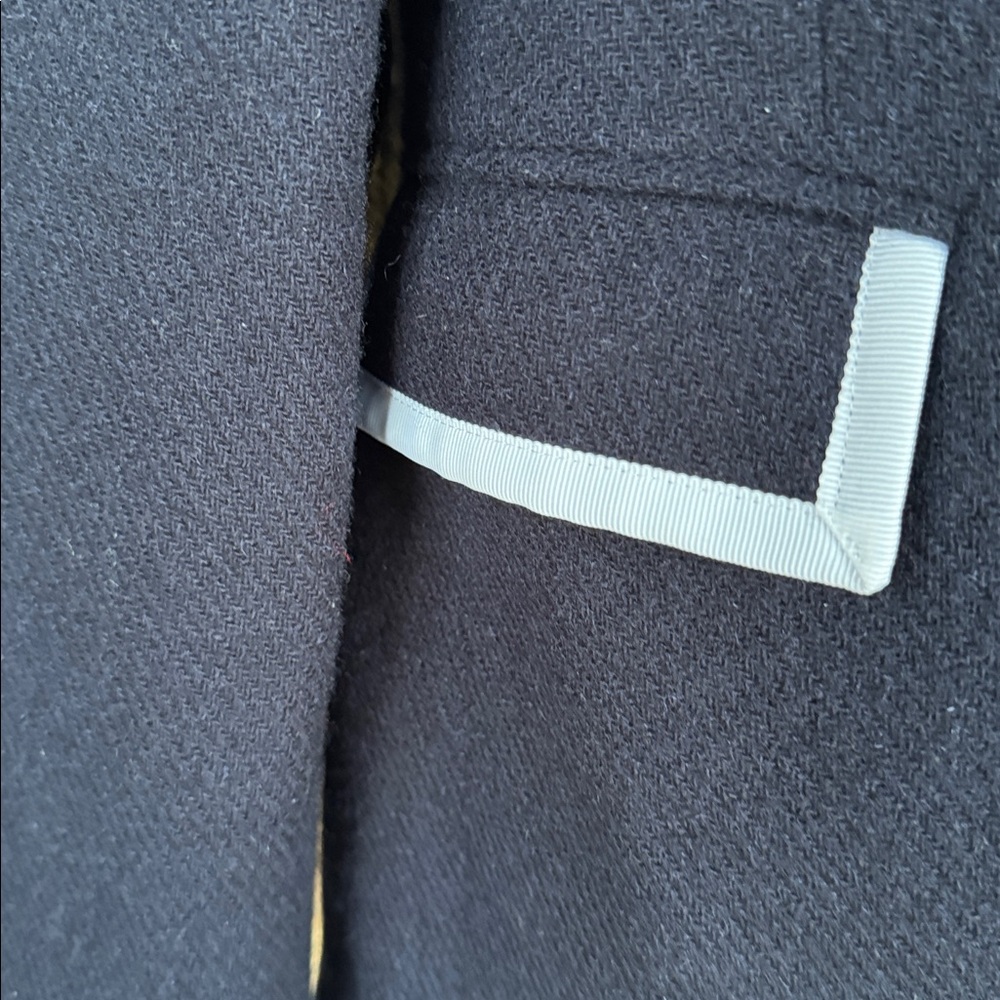 Neiman Marcus Wool Woman’s Black Blazer White Trim Size Small - Picture 7 of 15
